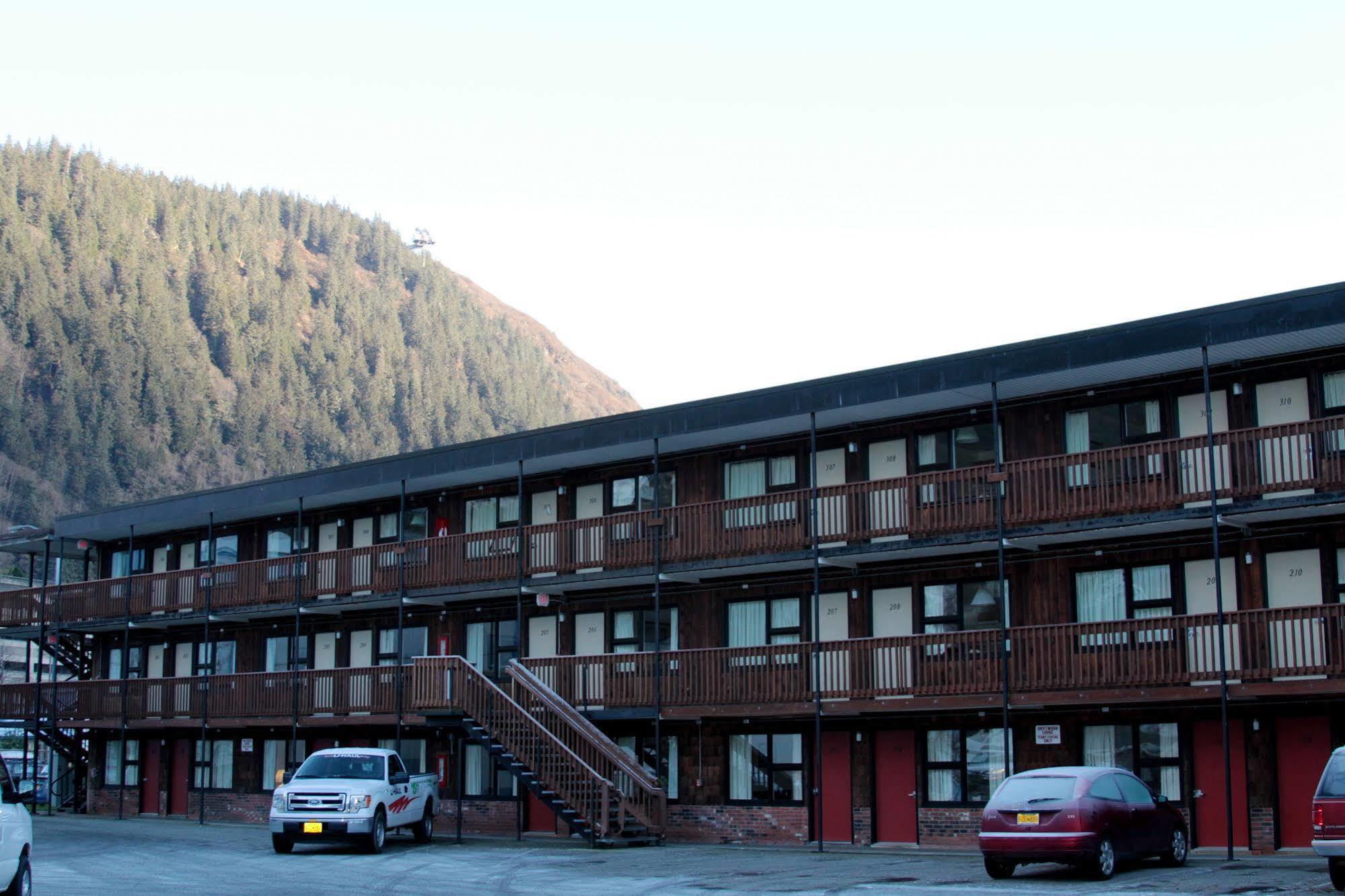 The Driftwood Lodge Juneau Kültér fotó