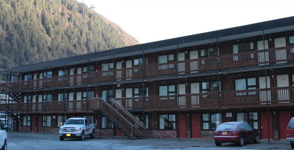 The Driftwood Lodge Juneau Kültér fotó